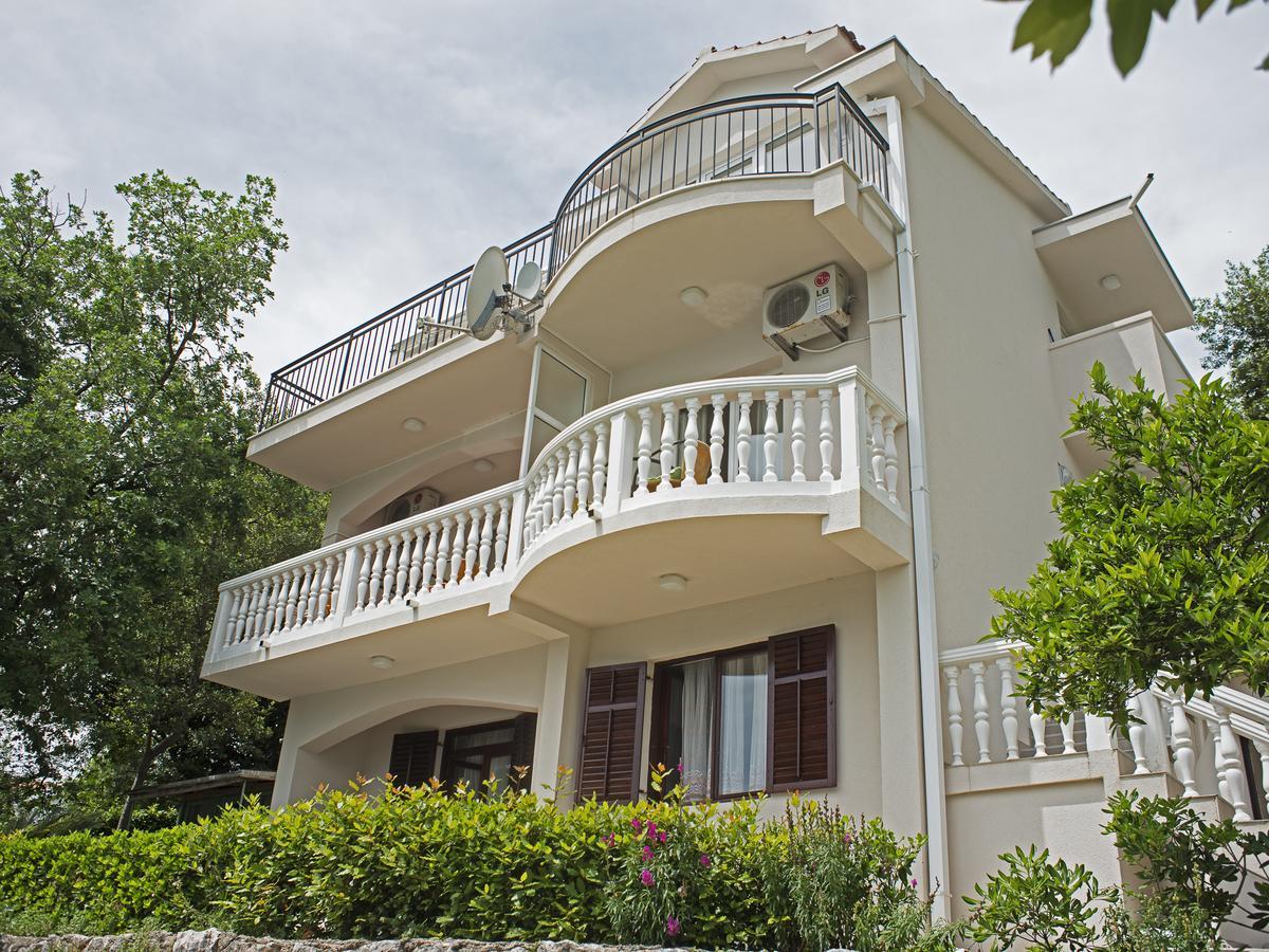 Apartments Villa Radonic Donji Morinj Exterior foto